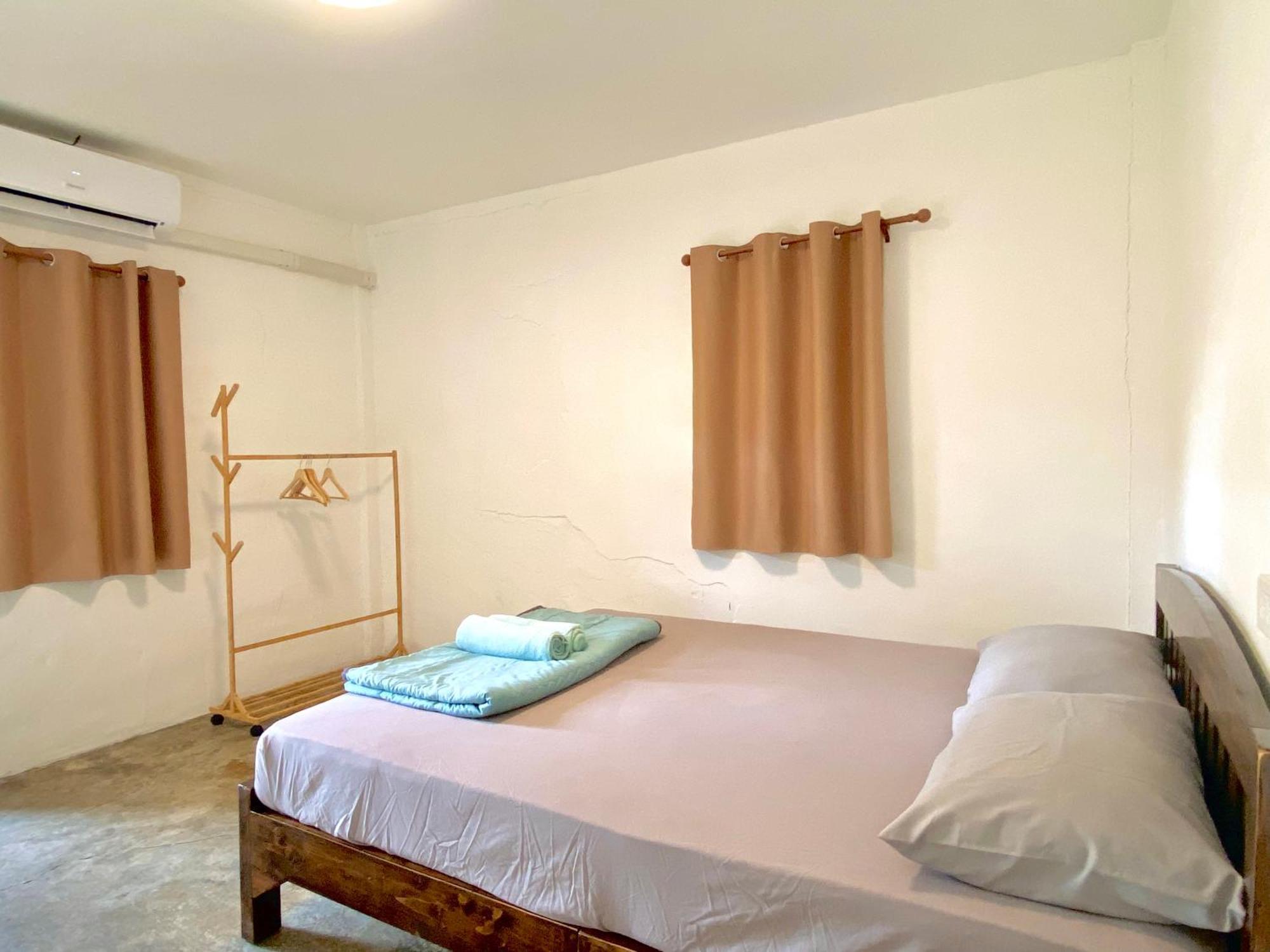 Misfits Hostel Пай Экстерьер фото
