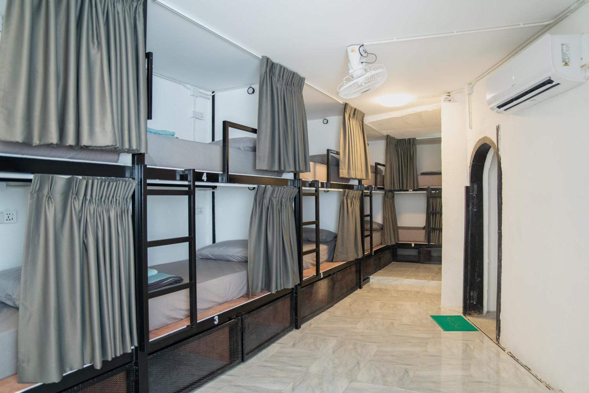 Misfits Hostel Пай Экстерьер фото