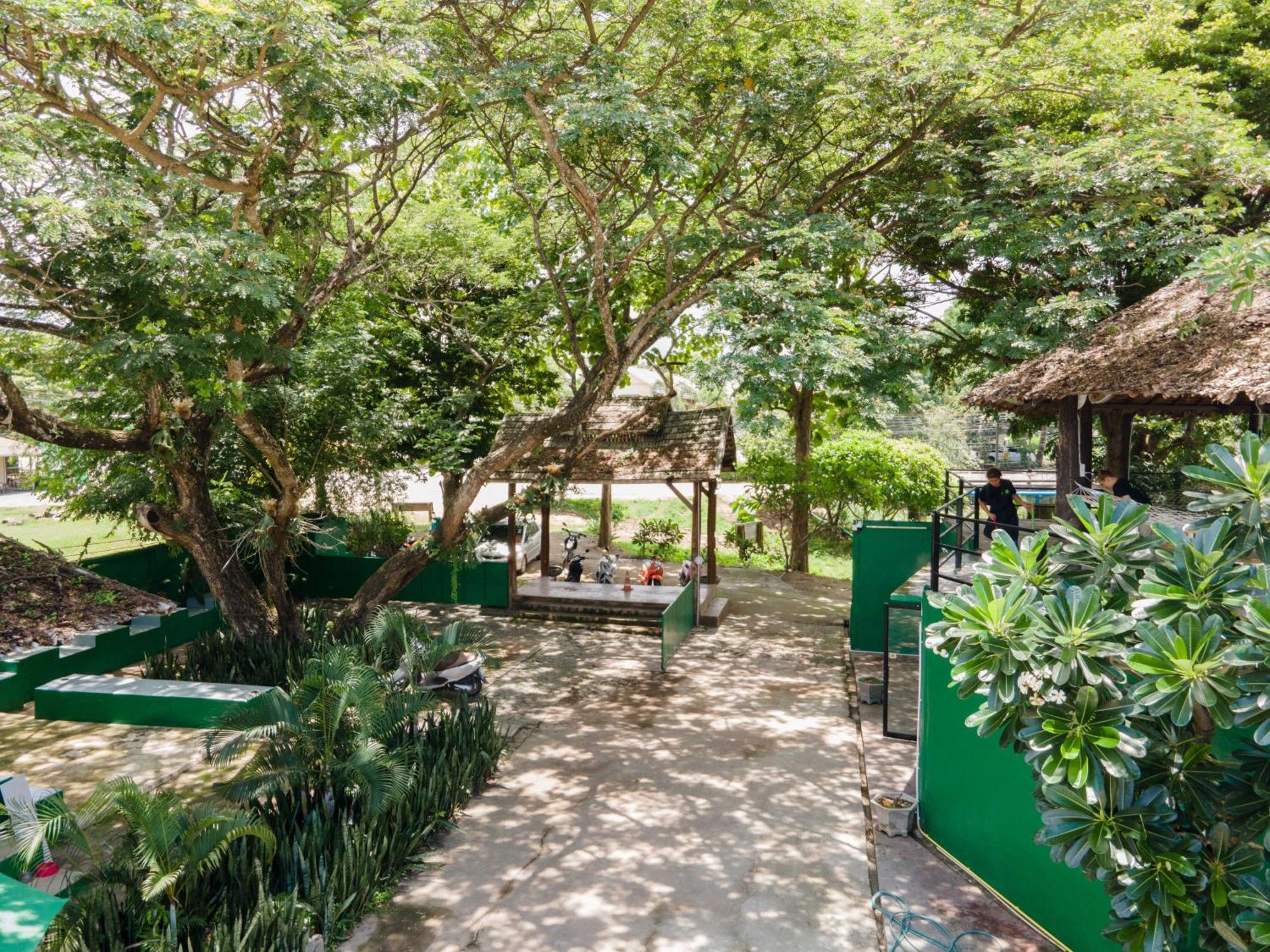 Misfits Hostel Пай Экстерьер фото